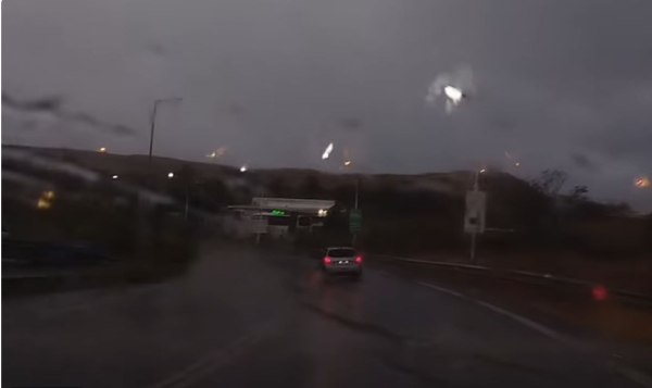 Μπουρίνι έπληξε Ηράκλειο, Χανιά και Ρέθυμνο – Προβλήματα από πλημμυρισμένους δρόμους και διακοπές ρεύματος