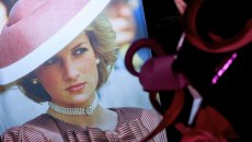 Βασιλικός θρήνος: Πέθανε ο προσωπικός σχεδιαστής της Νταϊάνα, Πολ Κοστέλο – Μούσα και εμβληματικές εμφανίσεις