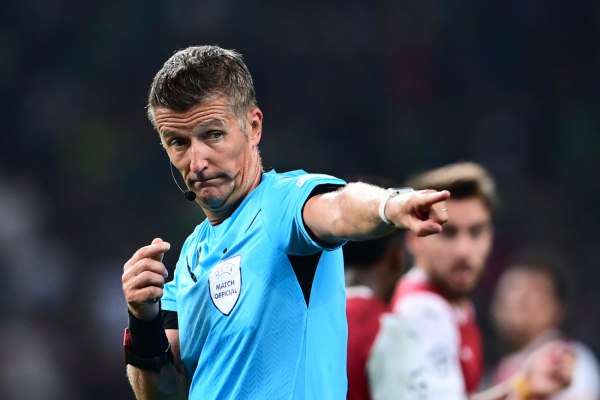 Ποδοσφαιρικός εμφύλιος στην Ιταλία: Σύγκρουση της ομοσπονδίας με την Ένωση Διαιτητών