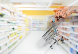 Φορτσάρει ο πληθωρισμός στα τρόφιμα – Ιλιγγιώδεις οι αυξήσεις σε βάθος πενταετίας