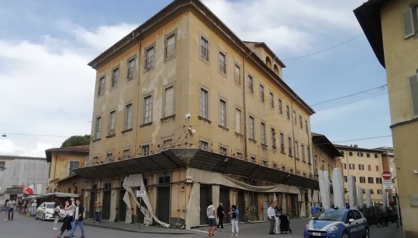 Αντίο στο Πεντάστερο ξενοδοχείο κάτω από τον Πύργο της Πίζας για τον Γκατούζο