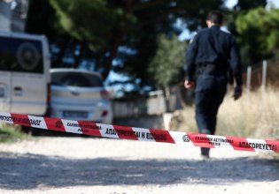 Νέα Πέραμος: «Ζούσαν σε άθλιες συνθήκες, είχαν άγριους καβγάδες» – Τι λένε οι γείτονες για τα δύο αδέρφια