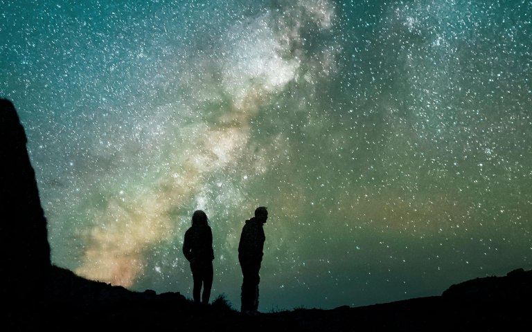 Άκρως Ζωδιακό: Τα Do’s και Don’ts στα ζώδια σήμερα [Παρασκευή 28.11.2025]