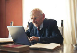 Δημογραφικό: Ζητούνται εργασίες «φιλικές για ηλικιωμένους» – Η άνοδος των age friendly jobs