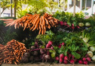 Τρόφιμα: Οι παγκόσμιες δαπάνες για εισαγωγές αναμένεται να αυξηθούν κατά σχεδόν 8% το 2025