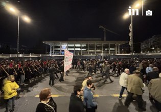 Live η συγκέντρωση για το Πολυτεχνείο: Ολοκληρώθηκε η πορεία, συμμετείχαν πάνω από 15.000 άνθρωποι