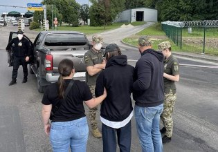 Οι ΗΠΑ απέλασαν 50 άτομα στην Ουκρανία – Τι αναφέρει η υπηρεσία συνοριακής φύλαξης