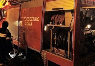 Φωτιά σε ΙΧ στην Πατησίων – Με δυσκολία η κίνηση των οχημάτων