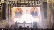 Ο Πάπας Λέων «ανοίγει» rave πάρτι για τα γενέθλια Αρχιεπισκόπου με ιερέα DJ