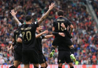 Ισοπεδωτική Πορτογαλία, προκρίθηκε στο Μουντιάλ (9-1) – Στα μπαράζ με ανατροπή η Ιρλανδία