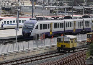 Σίνδος: Σε λάθος γραμμή o ΟΣΕ με την Hellenic Train τρία χρόνια μετά τα Τέμπη