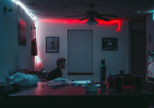 Ποιος μπορεί να είναι incel; Οι επιστήμονες αποκαλύπτουν 6 χαρακτηριστικά που κρύβονται πίσω από το μίσος