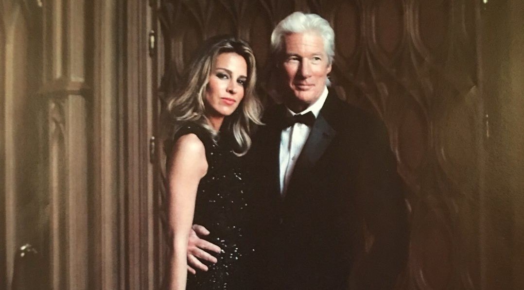 Ο Ρίτσαρντ Γκιρ αποκαλύπτει το μυστικό του ευτυχισμένου γάμου του με την Αλεχάντρα Σίλβα