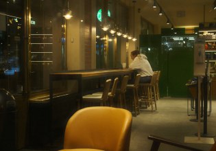 Η μοναξιά σκοτώνει: Επιστήμονες δημιούργησαν έναν απλό οδηγό για την καταπολέμηση της κοινωνικής απομόνωσης