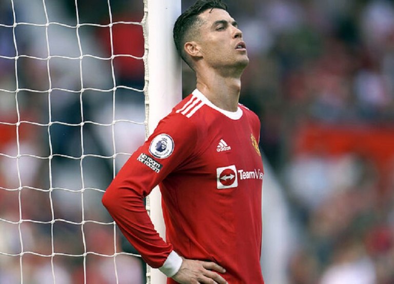 FIFA: Δημοσίευσε φωτογραφία του Μουντιάλ 2026 χωρίς τον Ρονάλντο και μετά την άλλαξε! (pics)