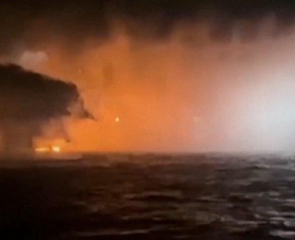 Ρωσία: Πλήγμα σε τάνκερ στα ανοιχτά των τουρκικών ακτών – Επίθεση και σε πετρελαϊκό σταθμό στο Νοβοροσίσκ