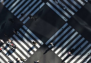 Σοσιαλδημοκρατία: Γιατί ο «τρίτος δρόμος» δεν οδήγησε πουθενά – Η σπίθα δεν έγινε φωτιά