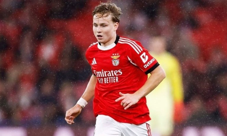 Παίκτης της Μπενφίκα καταδικάστηκε για παράνομη διακίνηση ερωτικού βίντεο με ανηλίκους