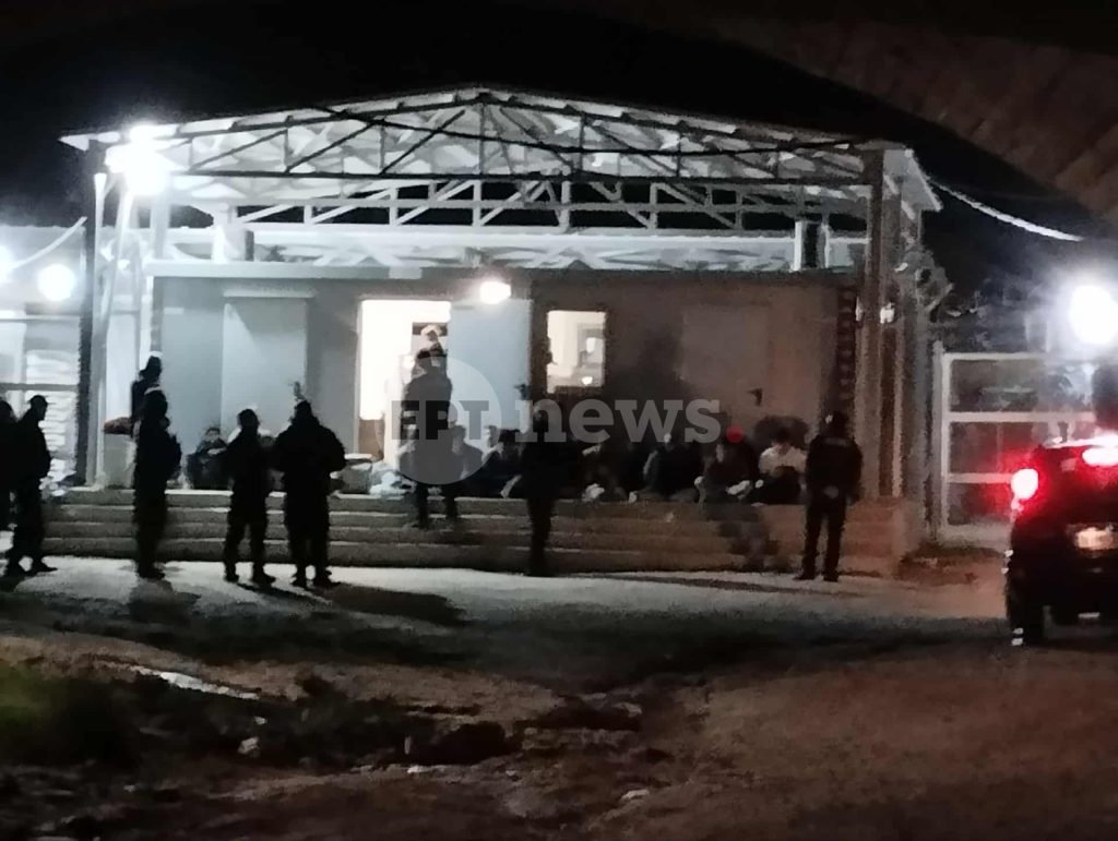 Σέρρες: Εξέγερση και επεισόδια στη δομή μεταναστών στη Σιντική – 29 συλλήψεις μετά από επέμβαση της Αστυνομίας