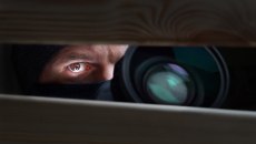 «Πράκτορες μιας χρήσης» – Η Ρωσία, η Ευρώπη και ένας υβριδικός πόλεμος χωρίς ίχνη