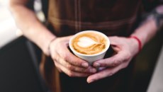 Ο καφές βοηθά και την καρδιά – «Δίχτυ προστασίας» για την κολπική μαρμαρυγή