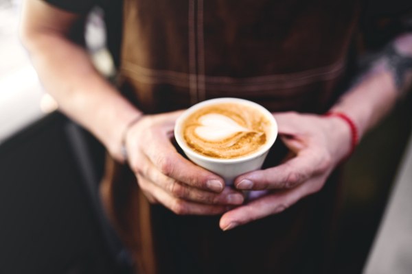 Ο καφές βοηθά και την καρδιά – «Δίχτυ προστασίας» για την κολπική μαρμαρυγή