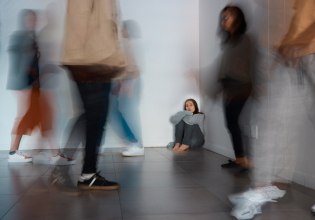 ΠΟΥ: Ενα στα επτά παιδιά και εφήβους στην Ευρώπη ζει με ψυχική διαταραχή