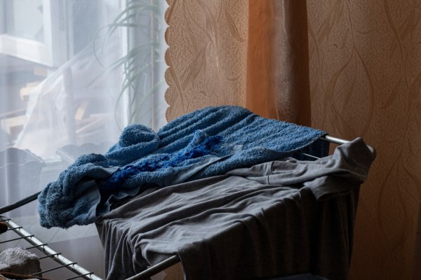 Πώς θα στεγνώσετε εύκολα και οικονομικά τα ρούχα τον χειμώνα