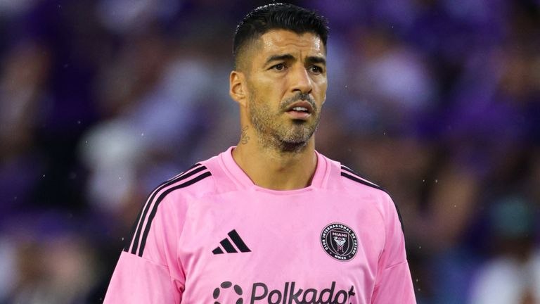 Συγκινεί ο Λουίς Σουάρες: «Πάλευα για ένα πιάτο φαγητό, καθάριζα αυτοκίνητα και πουλούσα τηλεκάρτες» (vid)