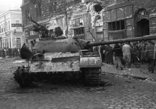 Ουγγρική Επανάσταση 1956: Μιλιά απ’ όσους φορούσαν τον κόκκινο σκούφο