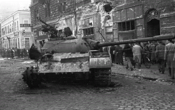 Ουγγρική Επανάσταση 1956: Μιλιά απ’ όσους φορούσαν τον κόκκινο σκούφο