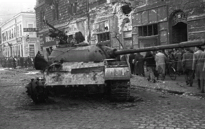 Ουγγρική Επανάσταση 1956: Μιλιά απ’ όσους φορούσαν τον κόκκινο σκούφο