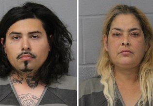 Τέξας: Γυναίκα υπέστη κακοποίηση από πέντε άτομα – Την κρατούσαν φυλακισμένη και αλυσοδεμένη