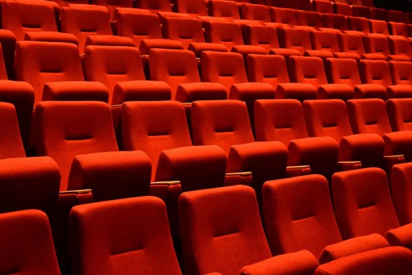 Ένωση Θεατρικών Παραγωγών σε ΣΕΗ: Δεν αρνηθήκαμε τη Συλλογική Σύμβαση Εργασίας, πρέπει ωστόσο να ισχύει για όλους