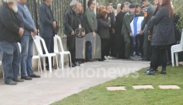 Η σορός του αδικοχαμένου Ραφαήλ επέστρεψε στην Κρήτη – Ανατριχιαστικές στιγμές στο Τυμπάκι
