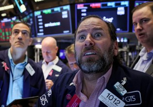 Μετά το «τρενάκι του τρόμου» τι ψάχνουν οι επενδυτές στην καταχνιά;