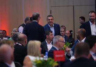 Σε ανοδική τροχιά το «κόμμα Τσίπρα» – Ισχυρή διάθεση πολιτικής αλλαγής και ανάγκη δημιουργίας νέων κομμάτων