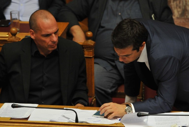 «Ιθάκη»: Πως ο Τσίπρας τελείωσε… με τον Βαρουφάκη – Τα τηλεφωνήματα Πούτιν και Κάστρο για το «όχι»