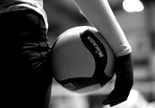 Προθεσμία για τον 72χρονο προπονητή που κατηγορείται για ασέλγεια – Πώς το «Χαμόγελο του Παιδιού» βοήθησε την 16χρονη