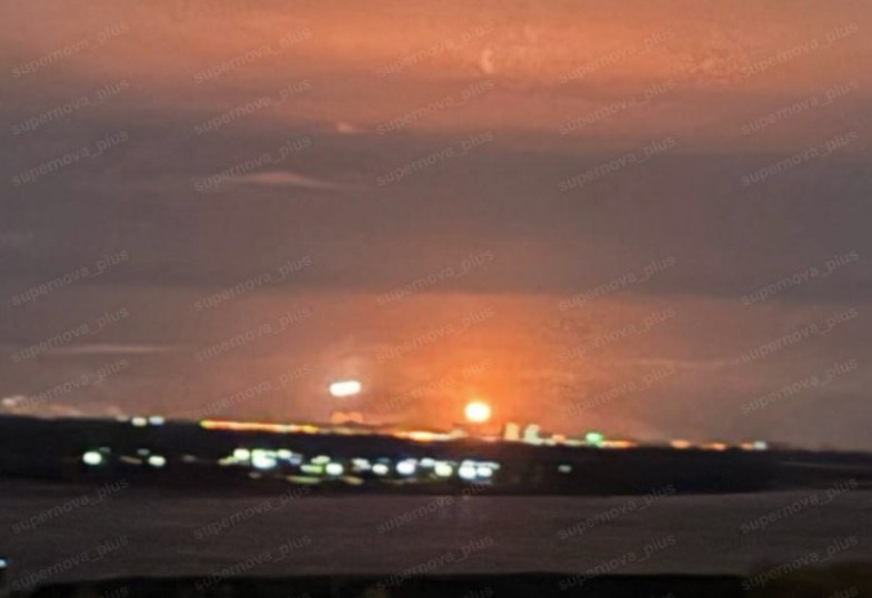 Ρωσία: Ενας νεκρός σε πολυκατοικία από ουκρανική επίθεση με drone και πυρκαγιά σε βιομηχανική ζώνη