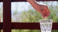 Ομόνοια: 44χρονος εντοπίστηκε να μεταφέρει το «ναρκωτικό του βιασμού» – Τι είναι το «GHB»