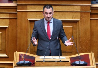 Αλέξης Χαρίτσης: Η κυβέρνηση εφαρμόζει μνημόνιο διαρκείας για τους πραγματικούς αγρότες