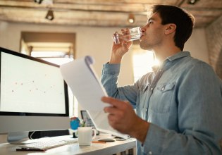 Σας λείπει ενέργεια; Ενυδατωθείτε!