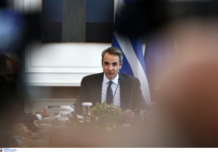 Ανώμαλη προσγείωση στην κοινωνία, αλλά τη λύση δεν θα τη δώσει η επικοινωνία