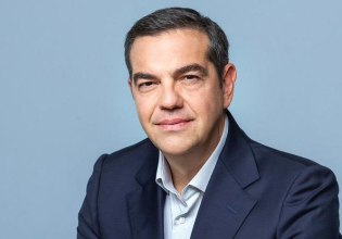 Η «Ιθάκη» με τη φωνή του ηθοποιού Αιμίλιου Χειλάκη – Αποσπάσματα διαβάζει και ο Αλέξης Τσίπρας