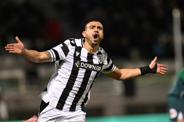 Λεβαδειακός-ΠΑΟΚ 2-3: Ανατροπή με Γιακουμάκη στο 90’ και με δέκα παίκτες από το 77’