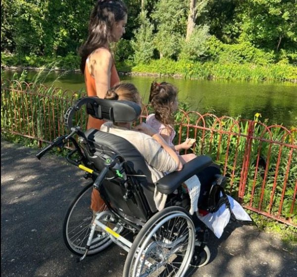 Βρετανία: Της έσπασε τον λαιμό όταν του είπε ότι θα τον άφηνε – Την άφησε παράλυτη μετά από άγριο ξυλοδαρμό