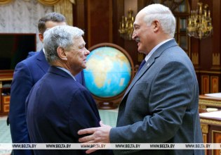 Ο απεσταλμένος του Τραμπ επισκέπτεται τη Λευκορωσία – Νέες συνομιλίες με τον Λουκασένκο για τους «ομήρους»