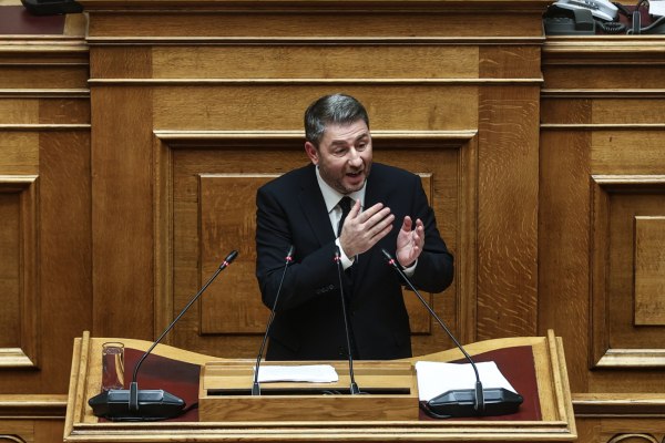 Πυρά Ανδρουλάκη: «Τα ΕΛΤΑ δεν απέτυχαν, υπονομεύτηκαν – Αμετανόητη η ΝΔ σε ρουσφετολογικές λογικές»