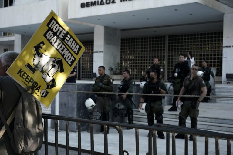 Δίκη Χρυσής Αυγής: Στην τελική ευθεία – «Ανοιχτό το ενδεχόμενο αύξησης ποινών»